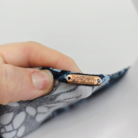 Free People Birds of a Feather Oversized Boho Top Blue L - Picture 5 of 7